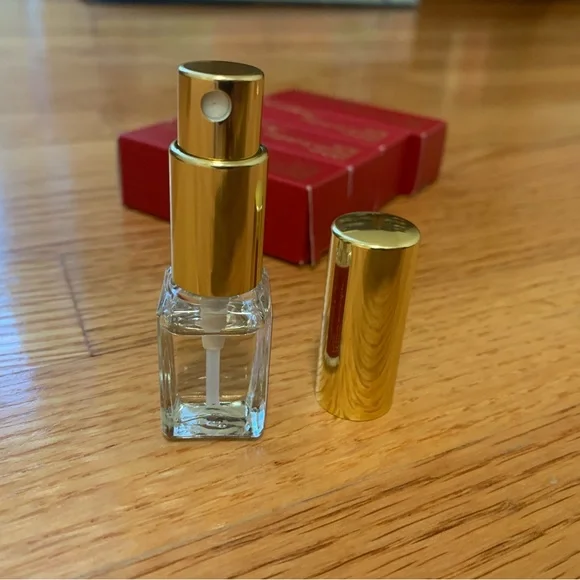 Maison Francis Kurkdjian Rouge 540 Red Packaging - Picture 4 of 7